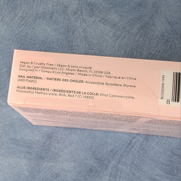 **FREE ADD-ON** Glamnetic Press On Nails Heaven Sent Super Short - Picture 4 of 5